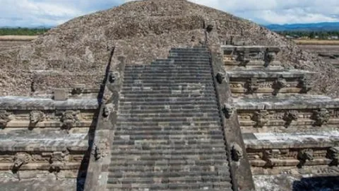 劳塔罗制胜发挥，国米以4-0豪取胜利，挺进意甲榜首之争